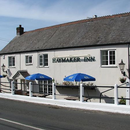 The Haymaker Inn Chard Esterno foto