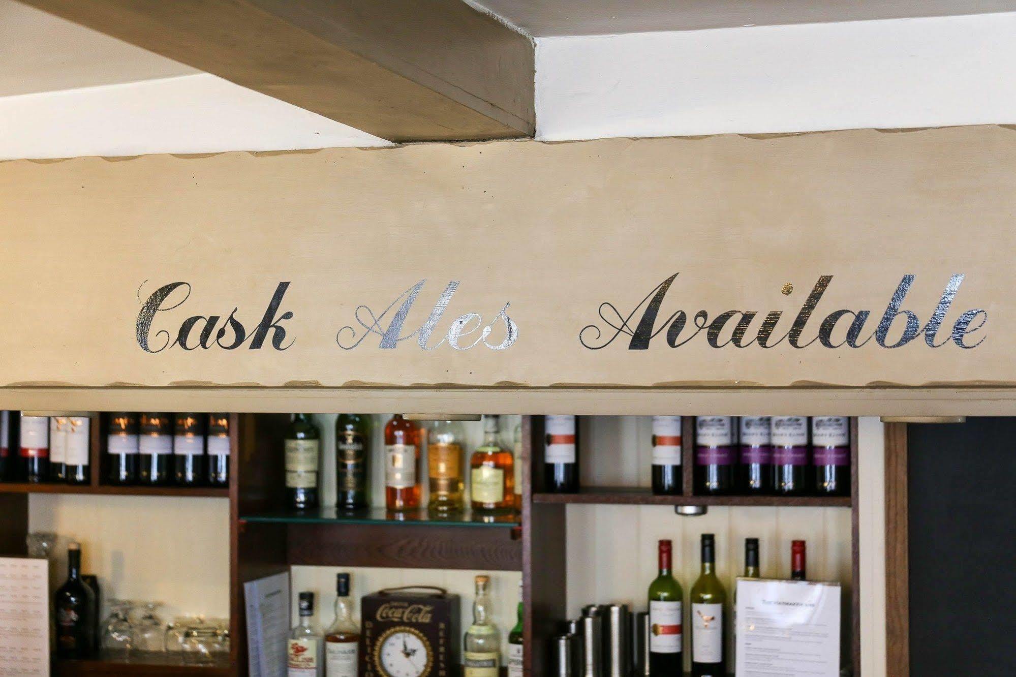 The Haymaker Inn Chard Esterno foto